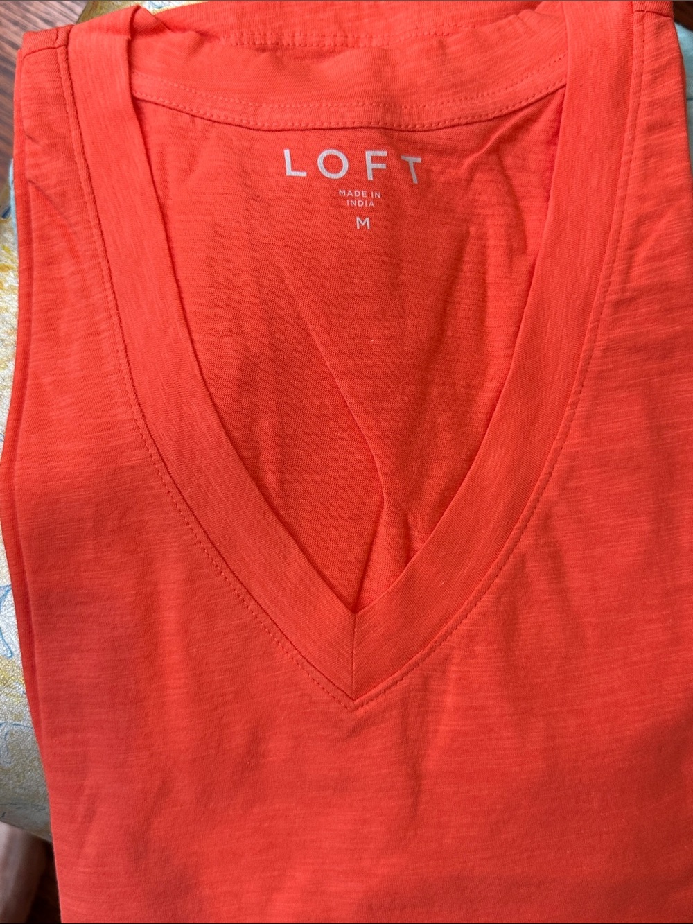 NWT LOFT Women's V-Neck Short Sleeve Tee in Coral Orange